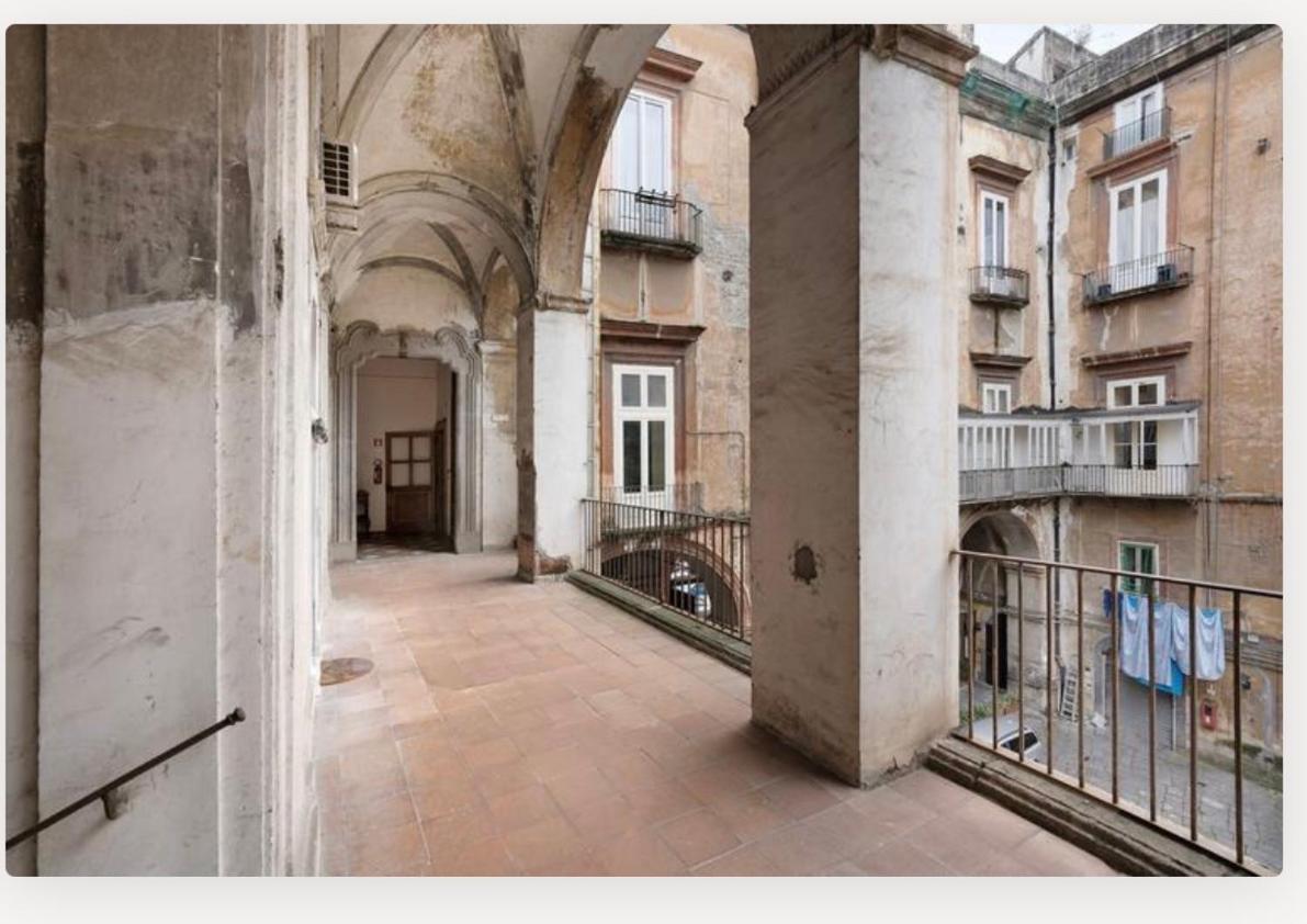 Appartamento Holiday Tarsia Vicino Piazza Dante - Toledo Napoli